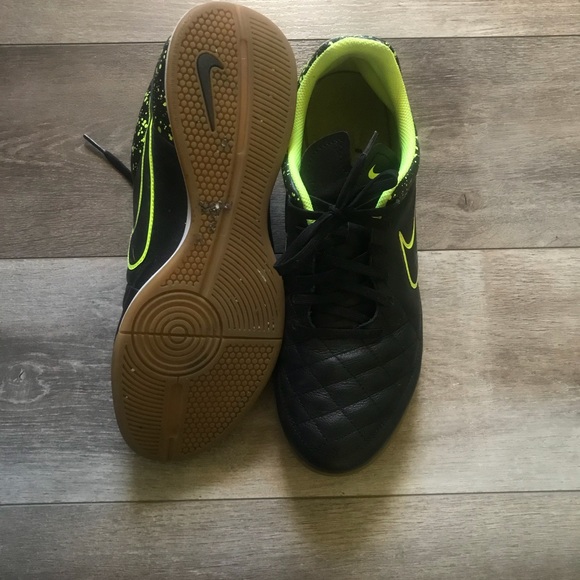 SOLD 🔴 - Picture 2 of 4